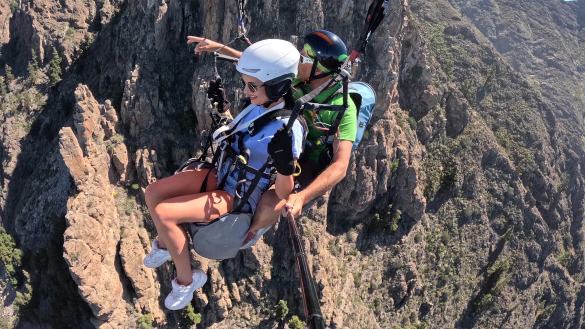 Best Paragliding in Tenerife: What to Look For