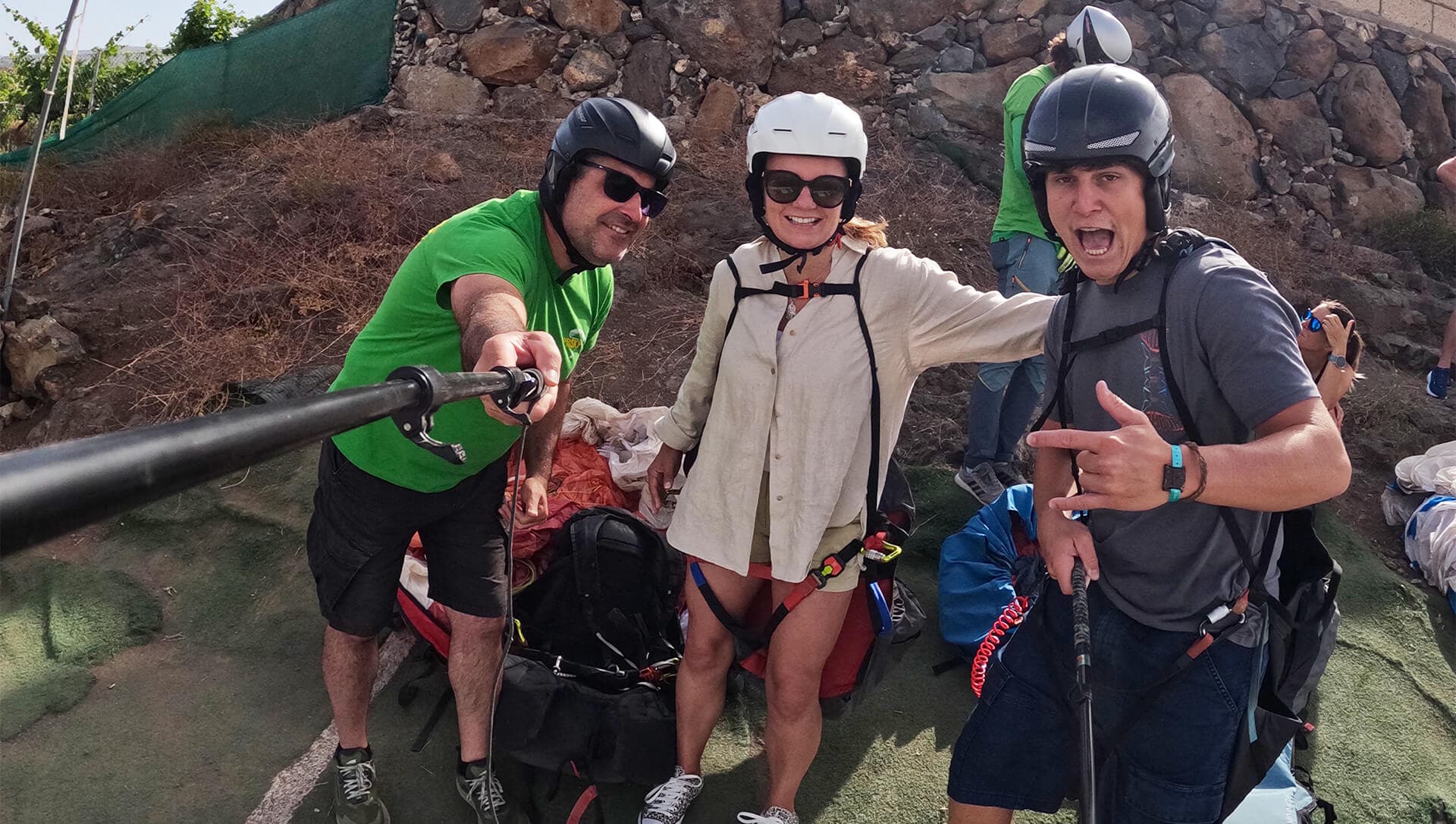 Learn to Fly: From Tandem Passenger to Paragliding Pilot